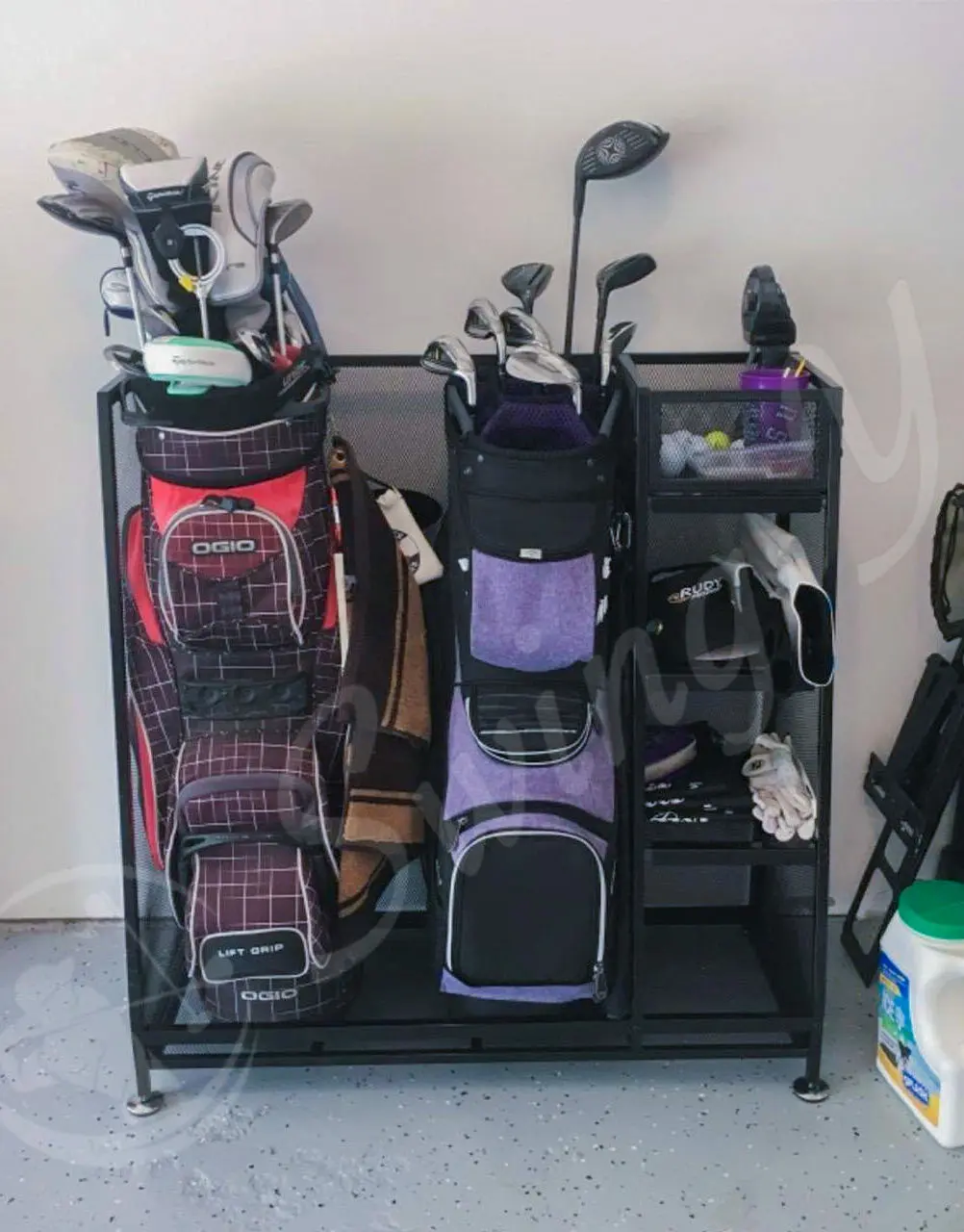 How to Hang Golf Bags in a Garage – A Golf Bag Storage Guide