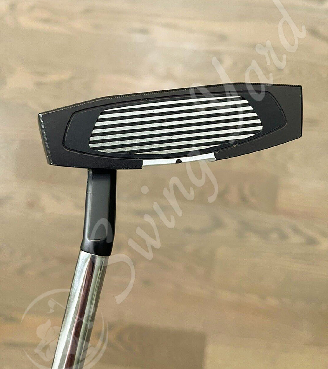 A TaylorMade ladies GTx single bend face design