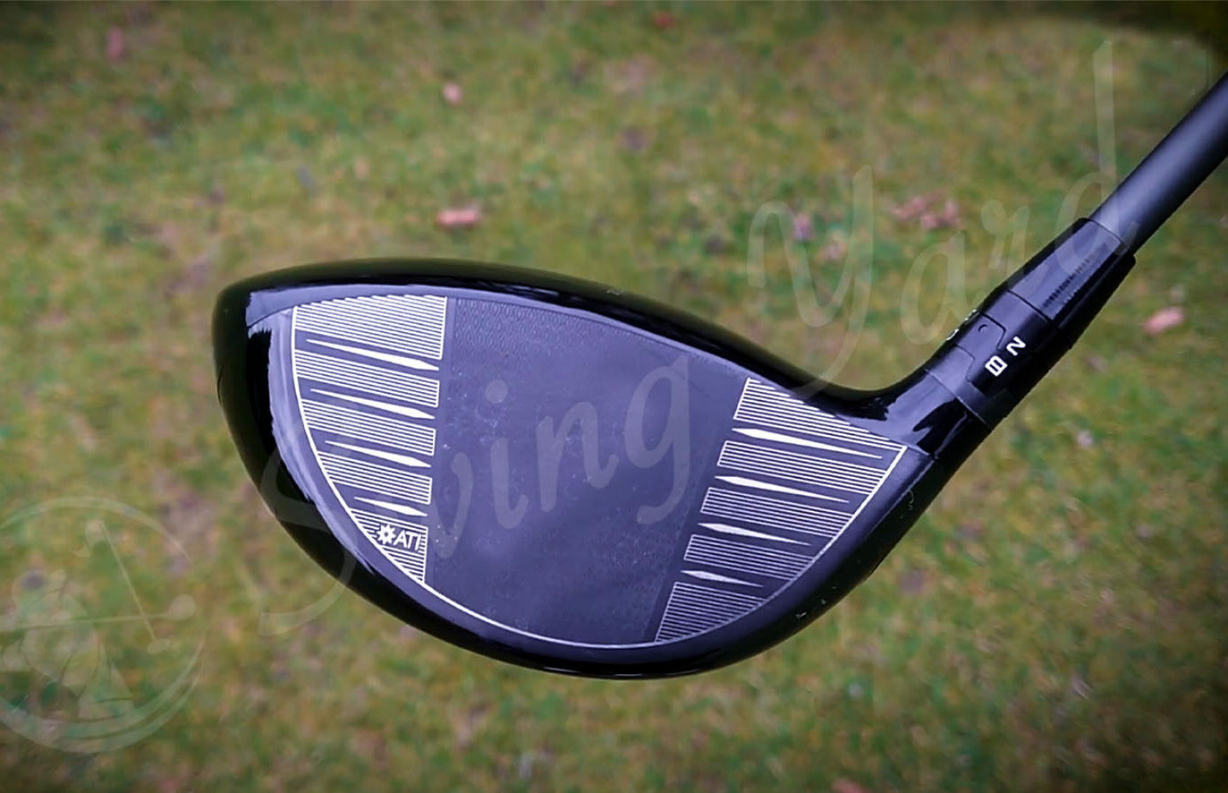 A frontside view of Titleist TSi4 driver at the golf course