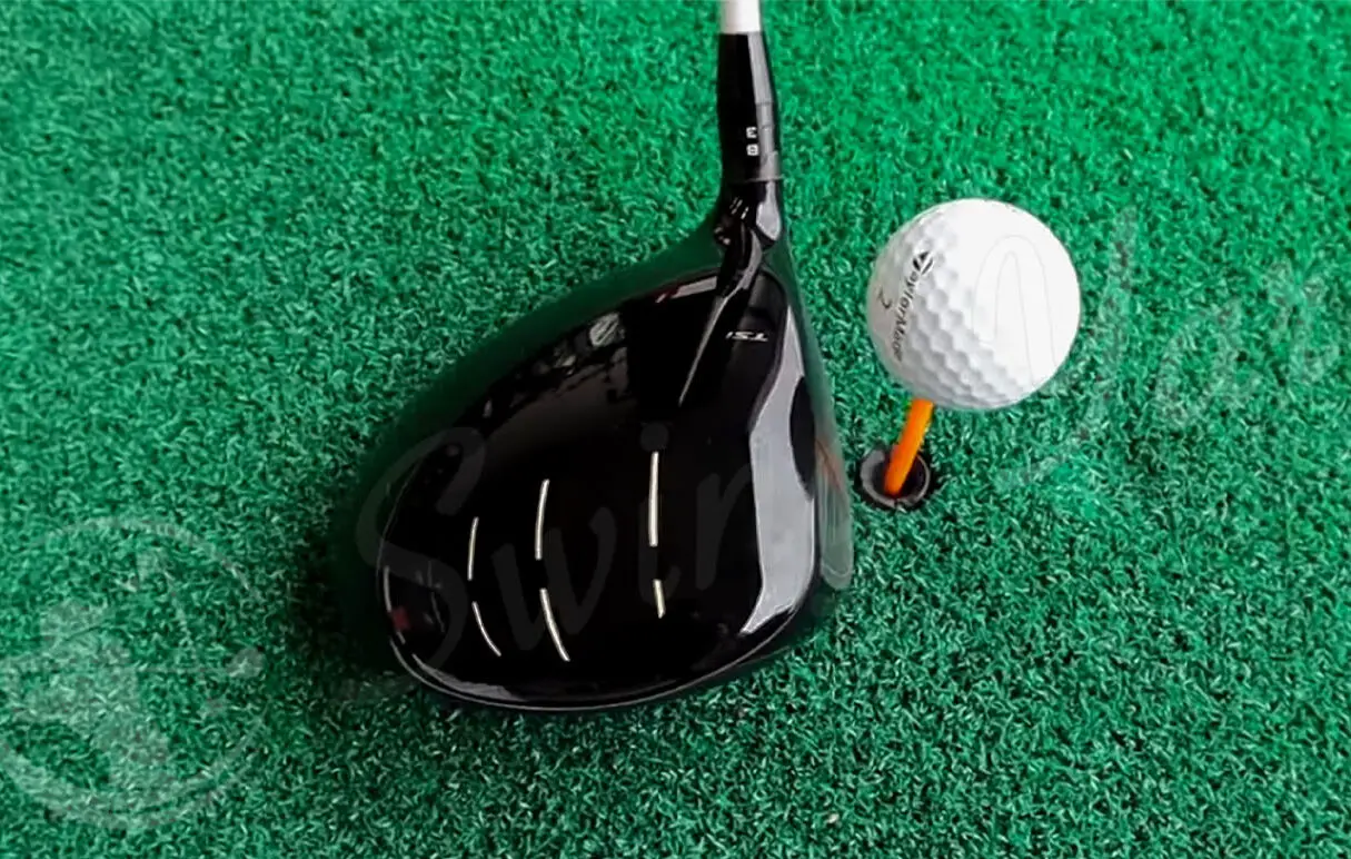 Hitting the golf ball with Titleist TSi1 driver
