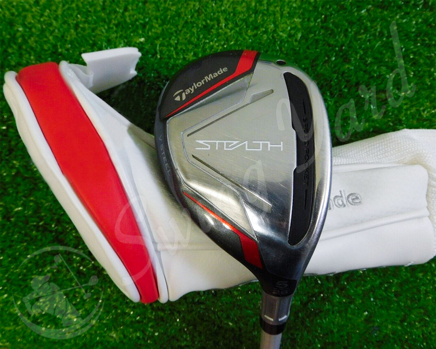 TaylorMade Stealth Women’s Hybrid driver for testing at the golf course